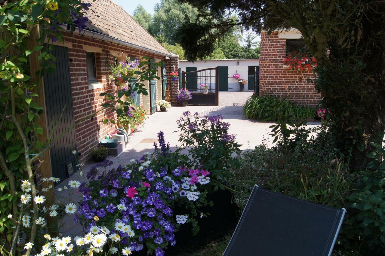 Le Paddock Du Val De Lys Hotel Blessy Kültér fotó